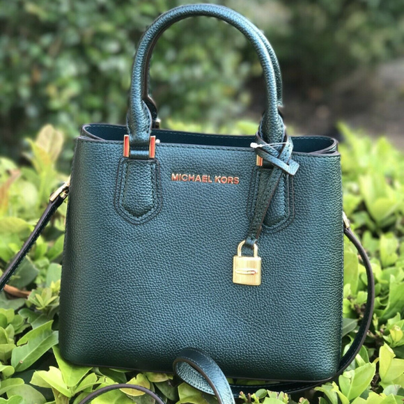 Michael Kors Handbags - MICHAEL KORS Messenger Crossbody Leather Bag Teal